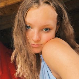 Meet your Posher, Cassie